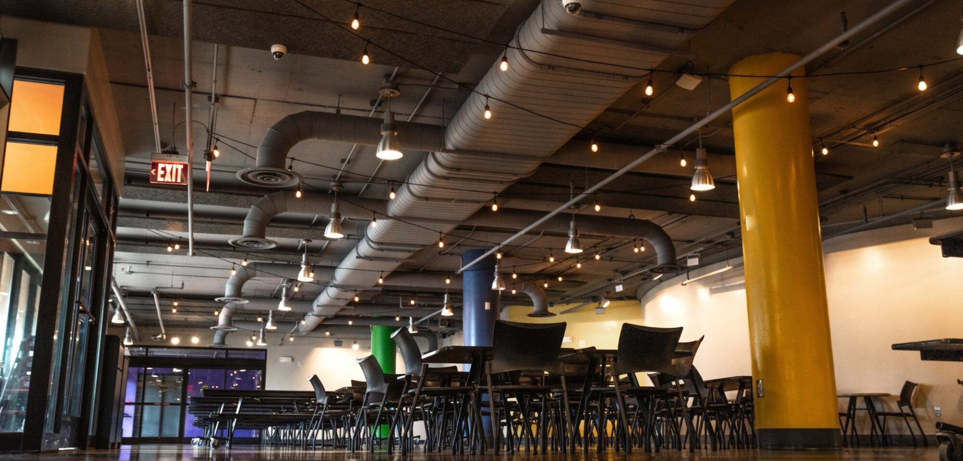 Cafe & Patio 7